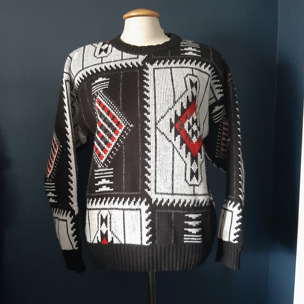 Vintage sweater size medium